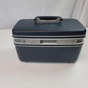 Vintage Samsonite Navy Blue Train Case